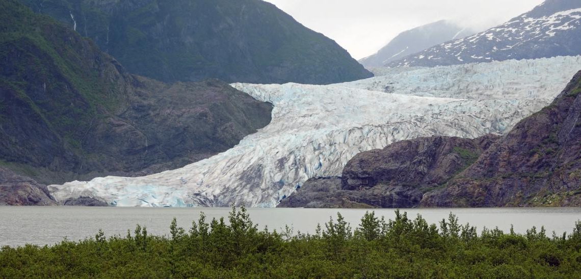 Чим загрожують мікроби із вічної мерзлоти: вчені зрозуміли їх небезпеку для клімату
