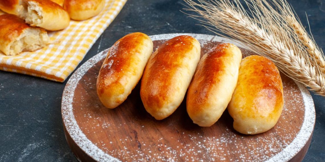 Цей рецепт не змінювався вже більше 200 років: найсмачніші пісні пиріжки