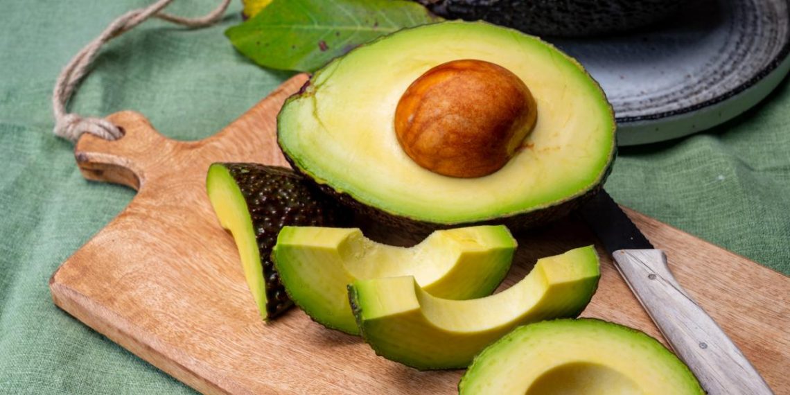 Дешевша альтернатива авокадо: блогерка порадила вирощувати несподіваний продукт