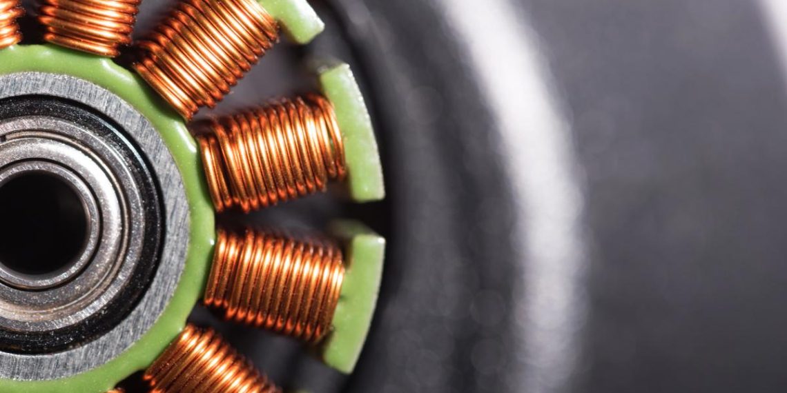 Рідкісні кристали: вчені “оживили” забуту силу фізики для створення двигуна майбутнього